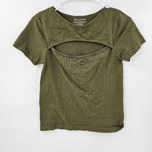 Bella seamless medium large shirt stretch green open front keyhole olive sage